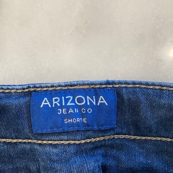 Qty-4, Girls Size 12 Bermuda Shorts Qty-2 Size 14 - Picture 6 of 15